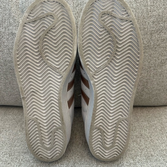 Adidas Superstar Sneakers White with Rose Gold Size US 8 Worn Once - Picture 5 of 7
